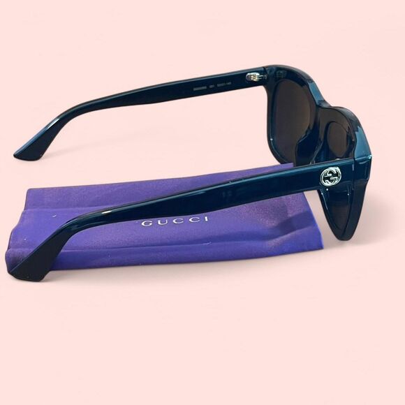 AUTHENTIC New never worn with case Gucci sunglasses - Picture 6 of 8